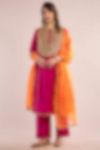 Fuchsia Chanderi Gota Patti Embroidered A-Line Kurta Set by saina kapoor at Pernia's Pop Up Shop
