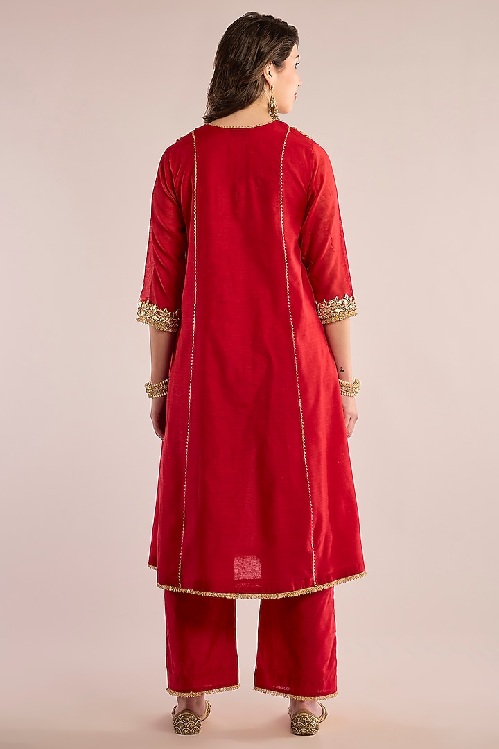 Red Chanderi Gota Patti Embroidered A-Line Kurta Set by saina kapoor at Pernia's Pop Up Shop