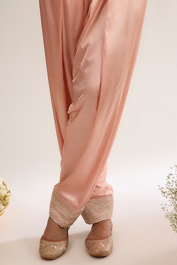 Blush Pink Chanderi Silk Embroidered Choga Kurta Set by saina kapoor at Pernia's Pop Up Shop