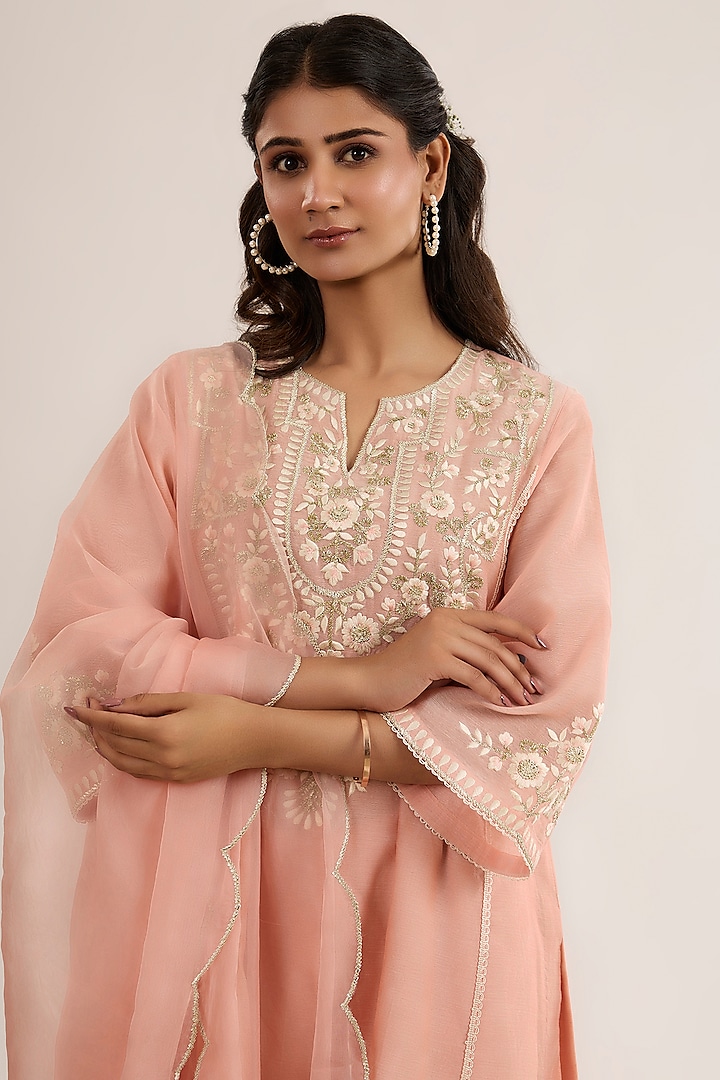Blush Pink Chanderi Silk Embroidered Choga Kurta Set by saina kapoor at Pernia's Pop Up Shop