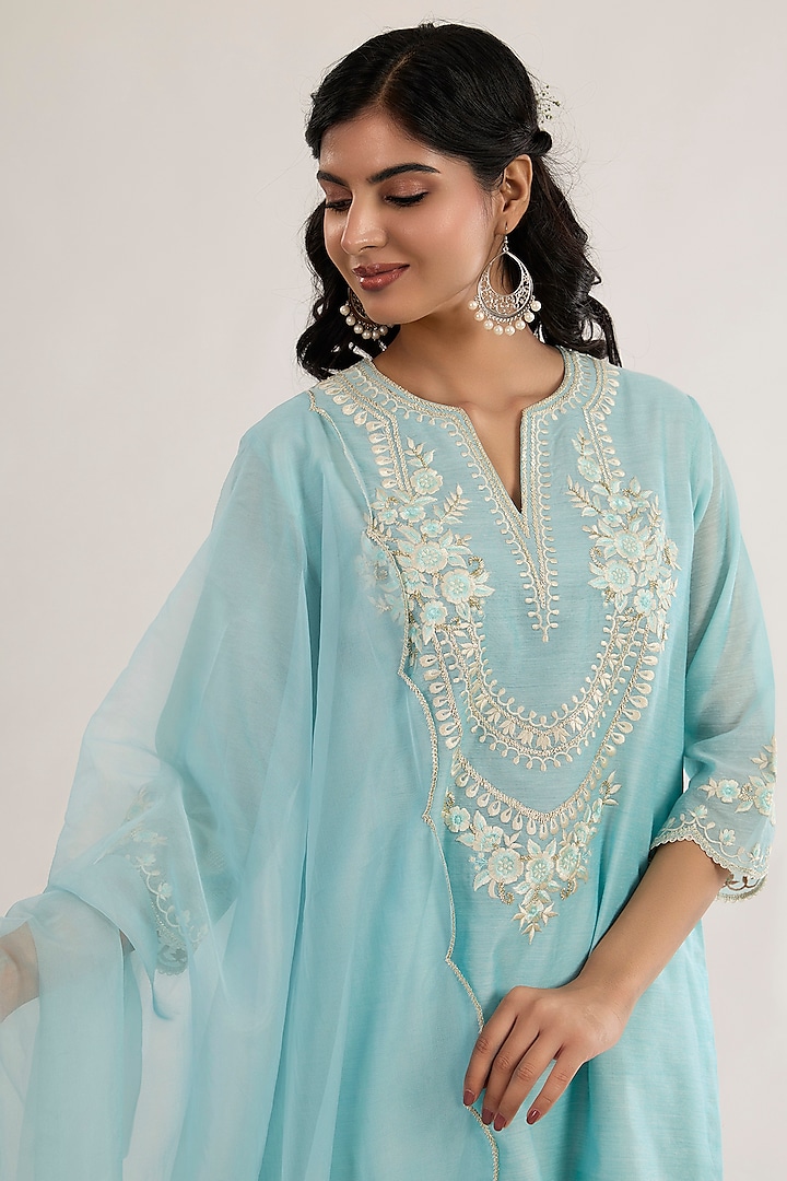 Powder Blue Chanderi Silk Embroidered Short A-Line Kurta Set by saina kapoor at Pernia's Pop Up Shop