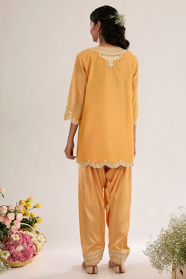 Peachy Orange Chanderi Silk Embroidered Short A-Line Kurta Set by saina kapoor at Pernia's Pop Up Shop