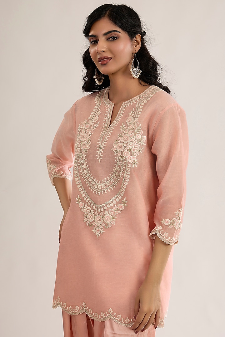 Blush Pink Chanderi Silk Embroidered Short A-Line Kurta Set by saina kapoor at Pernia's Pop Up Shop