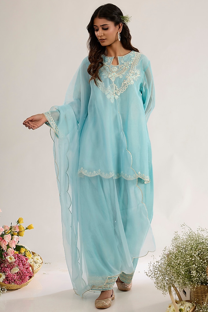 Powder Blue Chanderi Silk Embroidered Short A-Line Kurta Set by saina kapoor at Pernia's Pop Up Shop