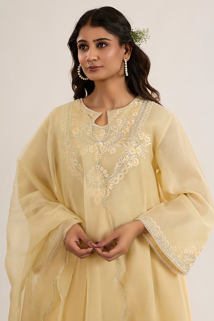 Soft Yellow Chanderi Silk Embroidered Short A-Line Kurta Set by saina kapoor at Pernia's Pop Up Shop