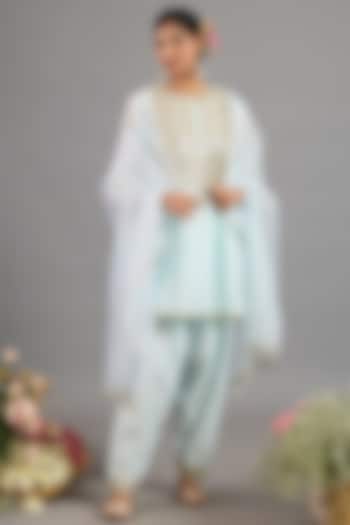 Ice Blue Chanderi Gota-Patti Embroidered Short Kurta Set by Saina kapoor at Pernia's Pop Up Shop