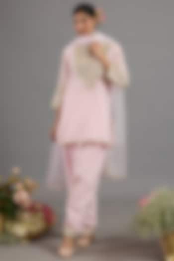 Baby Pink Chanderi Gota-Patti Embroidered Short Kurta Set by Saina kapoor at Pernia's Pop Up Shop