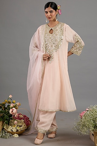 Peach Pink Chanderi Gota-Patti Embroidered Anarkali Set by Saina kapoor