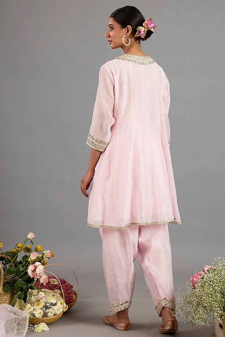 Baby Pink Chanderi Gota-Patti Embroidered Short Party Wear Anarkali Set by Saina kapoor at Pernia's Pop Up Shop
