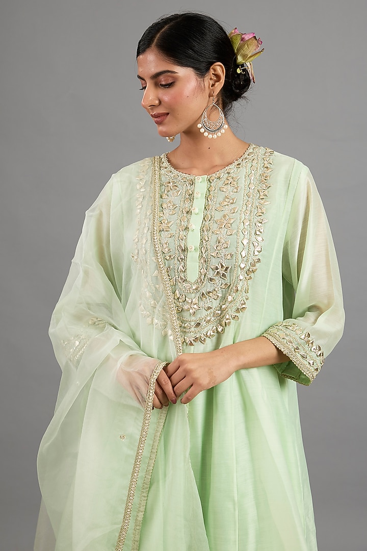 Green Chanderi Gota-Patti Embroidered Short Party Wear Anarkali Set by Saina kapoor at Pernia's Pop Up Shop