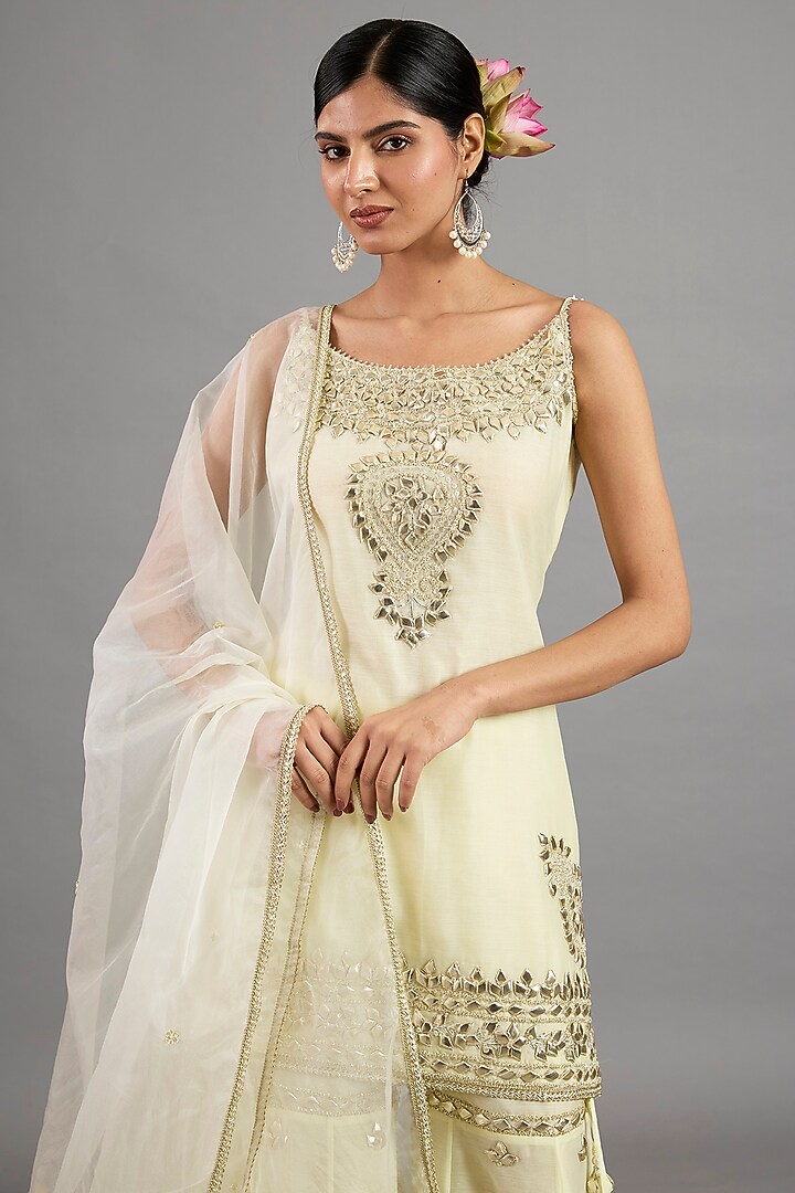 Yellow Chanderi Gota-Patti Embroidered Gharara Set by Saina kapoor at Pernia's Pop Up Shop