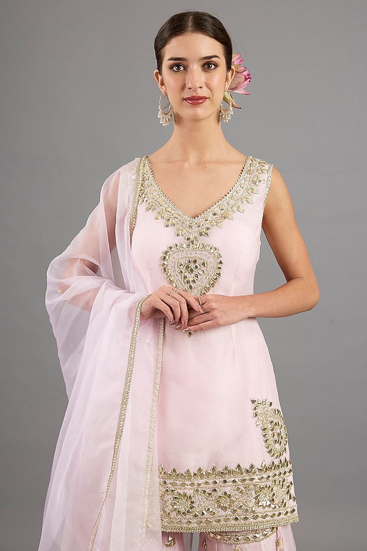 Pink Chanderi Gota-Patti Embroidered Gharara Set by Saina kapoor at Pernia's Pop Up Shop