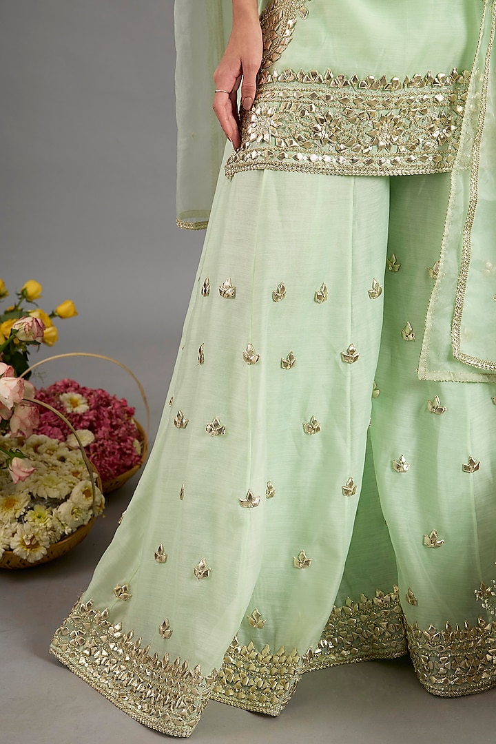 Green Chanderi Gota-Patti Embroidered Gharara Set by Saina kapoor at Pernia's Pop Up Shop