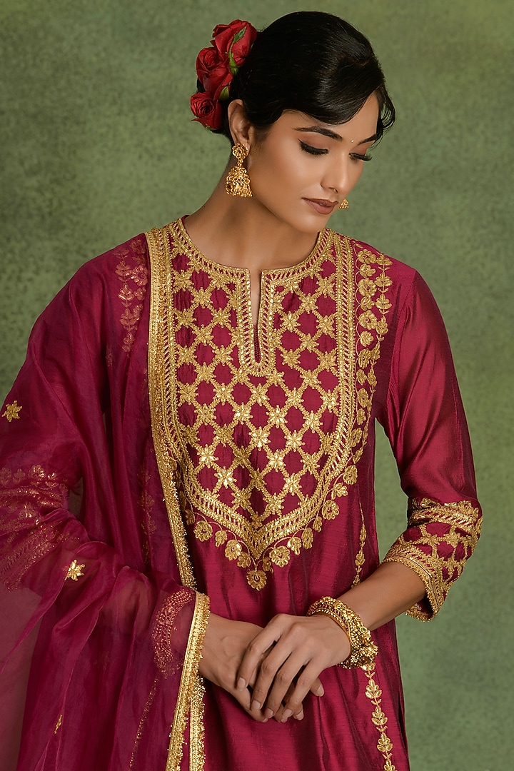 Mulberry Pink Chanderi Gota Embroidered A-Line Kurta Set by saina kapoor at Pernia's Pop Up Shop