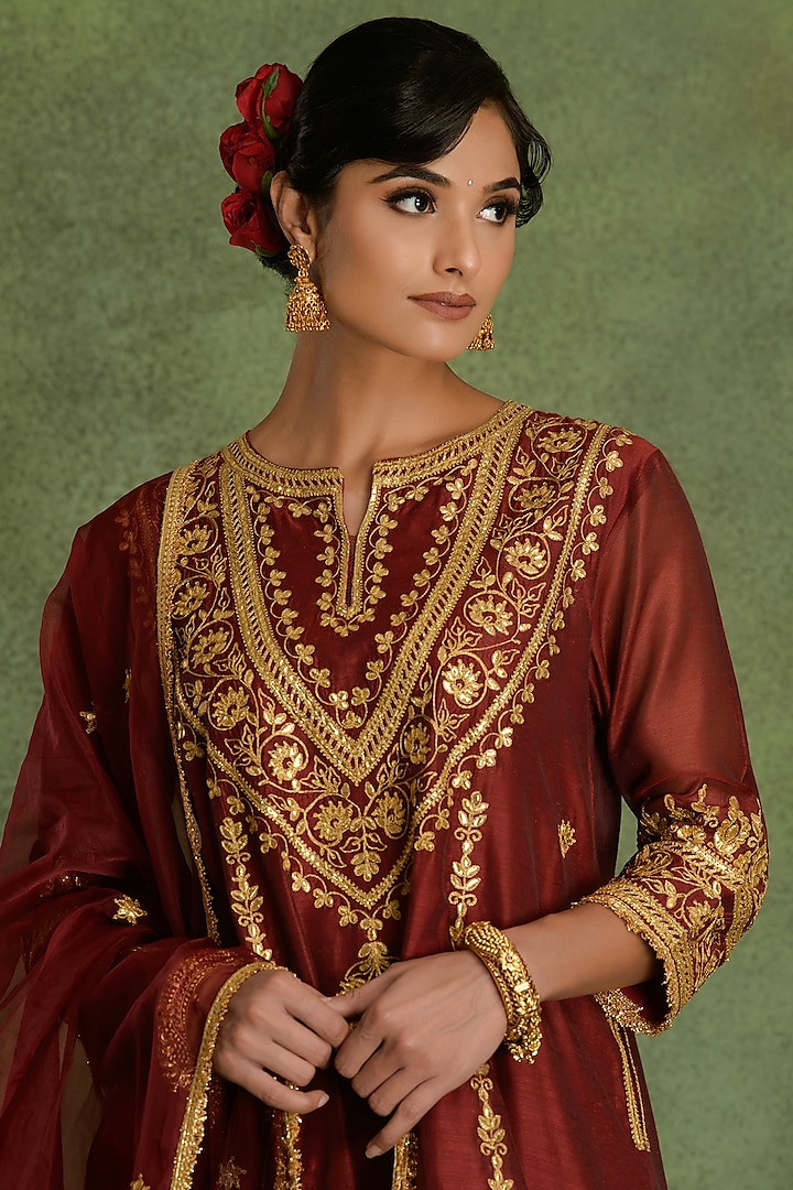 Maroon Red Chanderi Gota Embroidered A-Line Kurta Set by saina kapoor at Pernia's Pop Up Shop