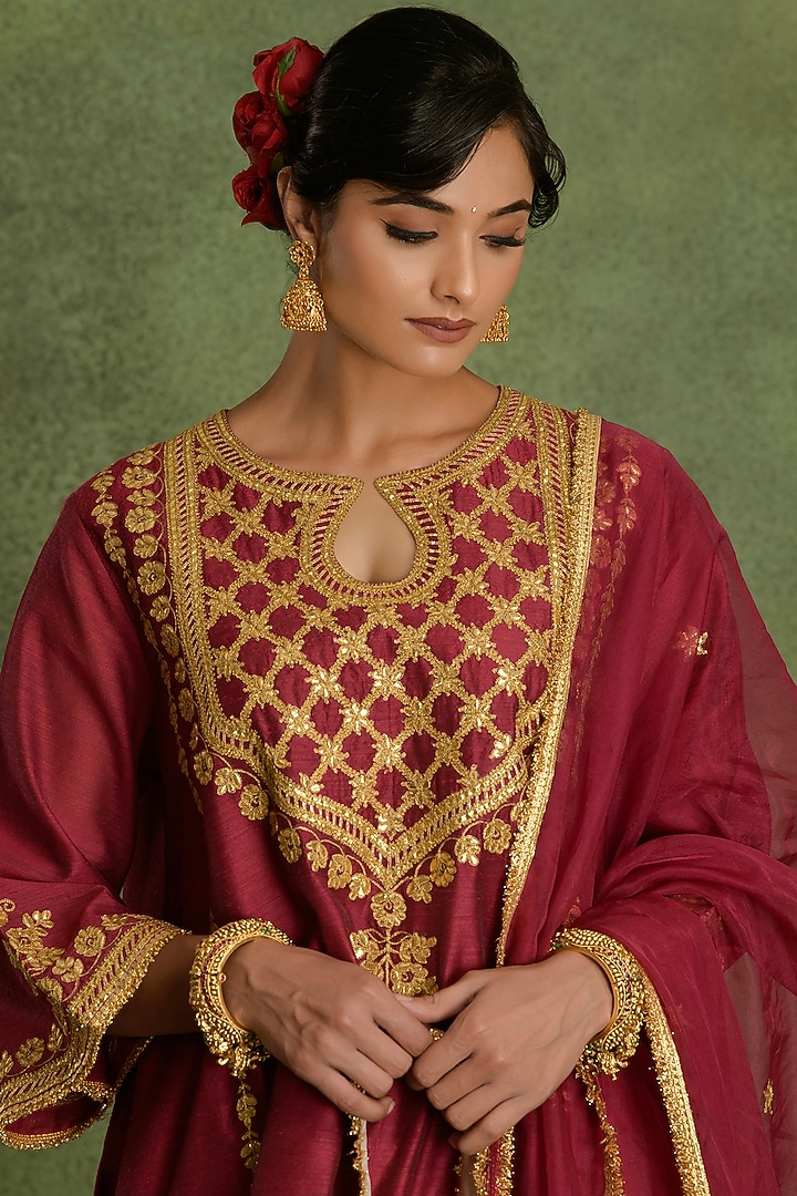 Royal Purple Chanderi Gota Embroidered Kurta Set by saina kapoor at Pernia's Pop Up Shop