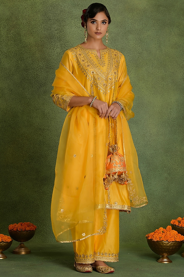 Yellow Chanderi Gota Embroidered A-Line Kurta Set by saina kapoor at Pernia's Pop Up Shop