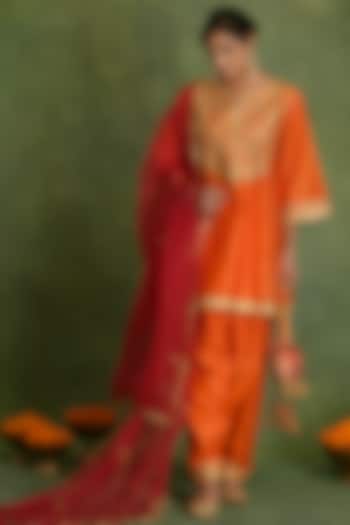 Deep Orange Chanderi Gota Embroidered Kurta Set by saina kapoor at Pernia's Pop Up Shop
