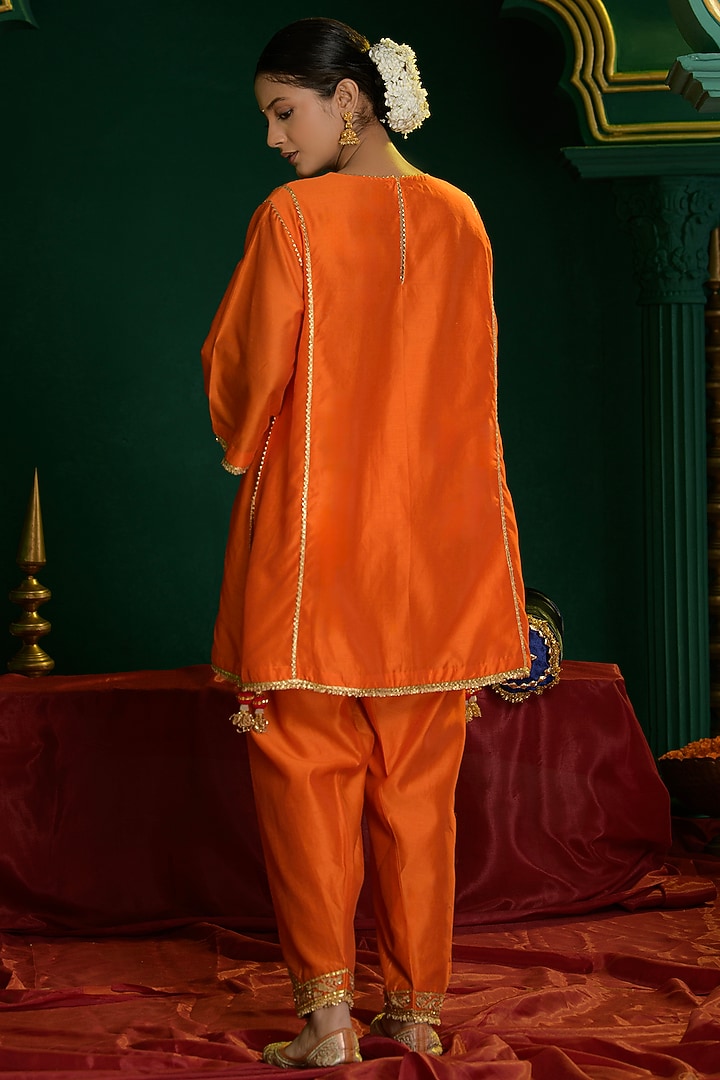 Deep Orange Chanderi Choga Set by Saina kapoor at Pernia's Pop Up Shop