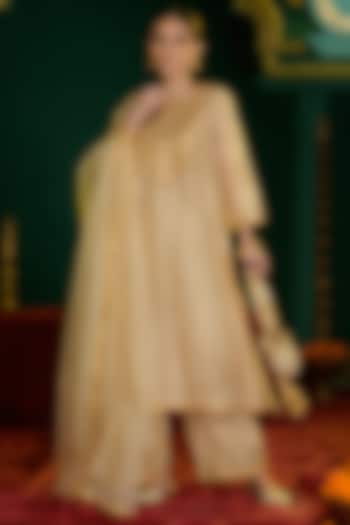 Beige Chanderi Gota Embroidered A-Line Kurta Set by Saina kapoor at Pernia's Pop Up Shop