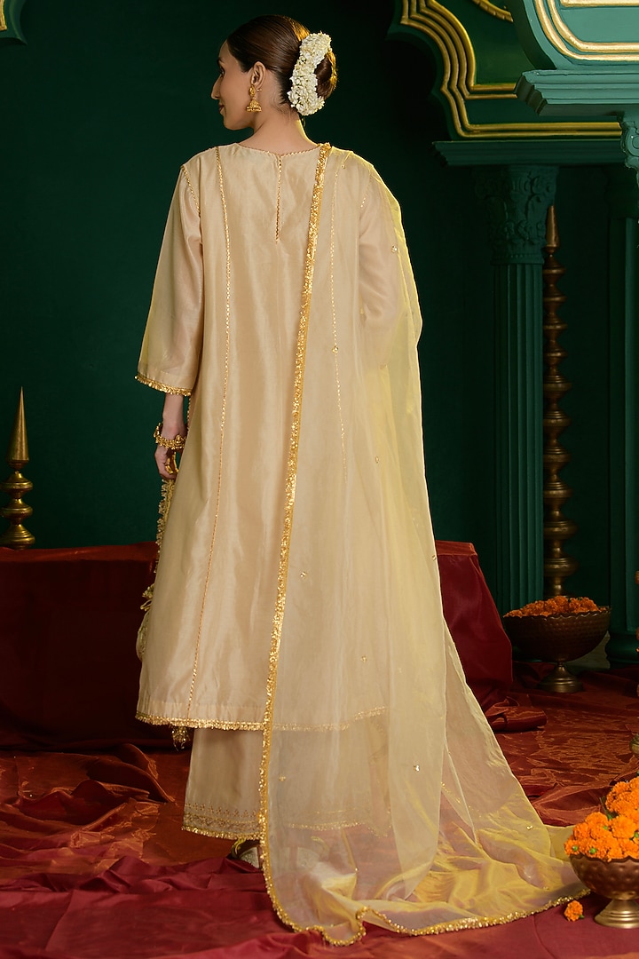 Beige Chanderi Gota Embroidered A-Line Kurta Set by Saina kapoor at Pernia's Pop Up Shop