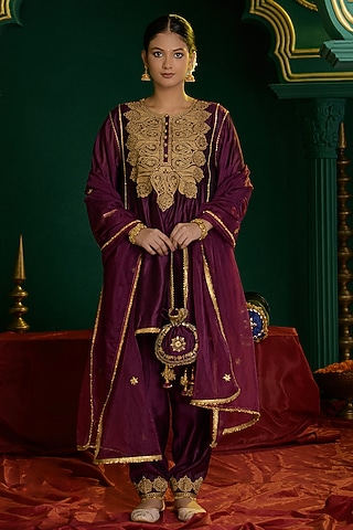 Deep Violet Chanderi Gota Embroidered Short A-Line Kurta Set by Saina kapoor