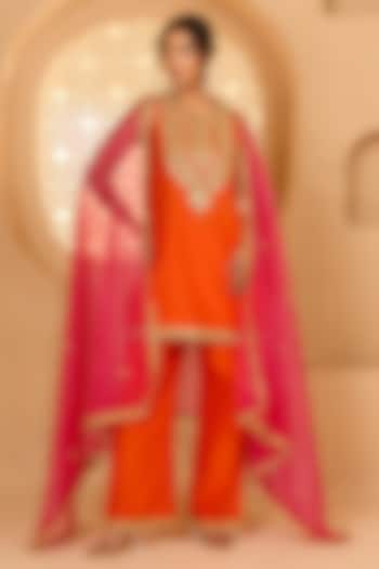 Orange Cotton Chanderi Floral Embroidered Halter Kurta Set by saina kapoor at Pernia's Pop Up Shop