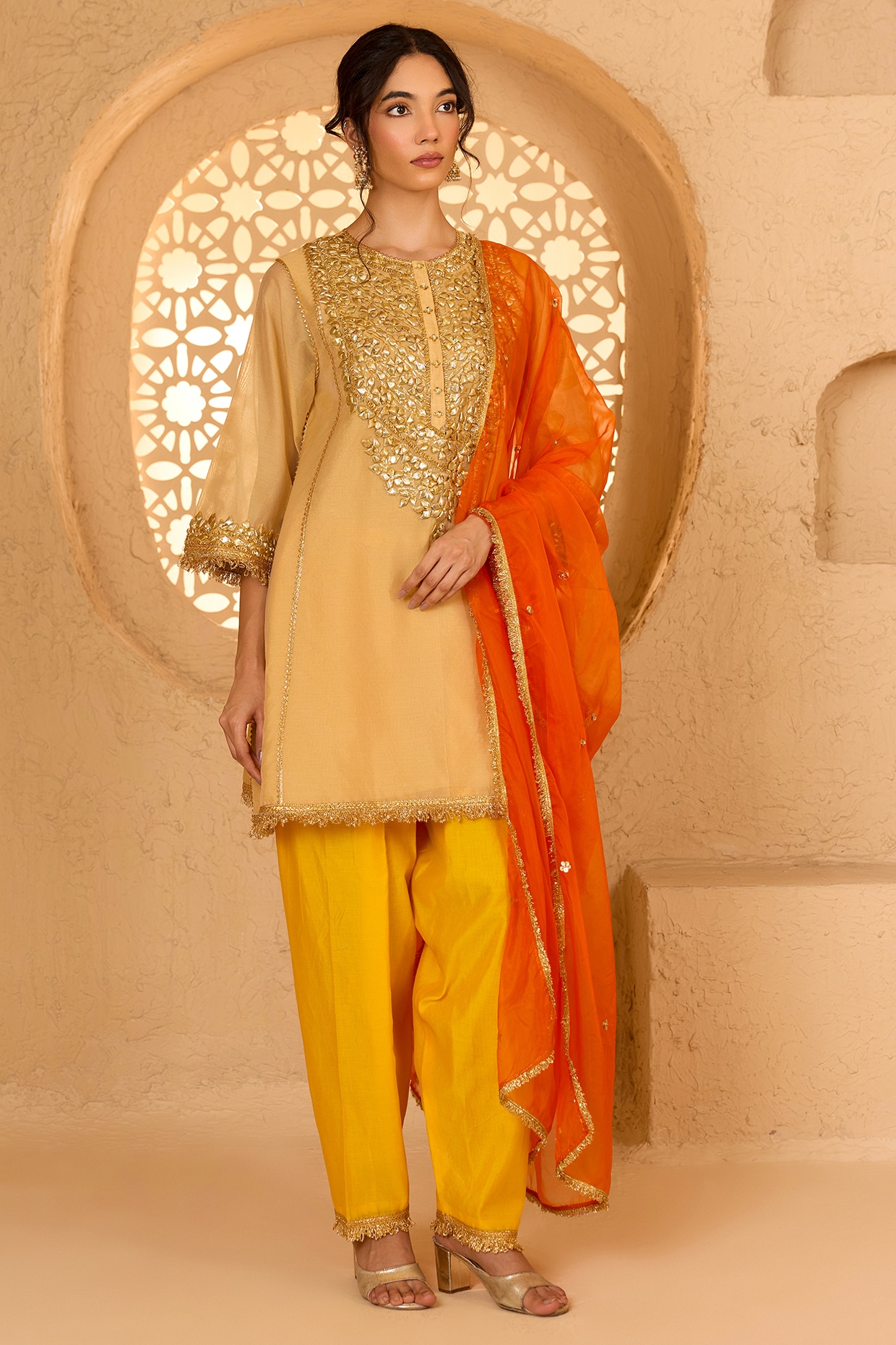 saina kapoor Beige Cotton Chanderi Floral Embroidered Short Kurta Set