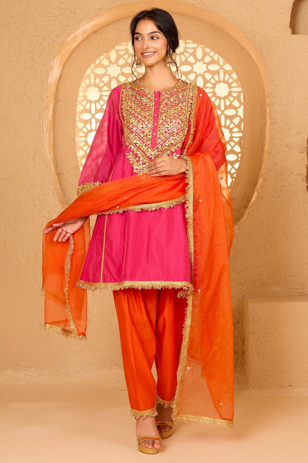 saina kapoor Fuchsia Cotton Chanderi Floral Embroidered Short Kurta Set