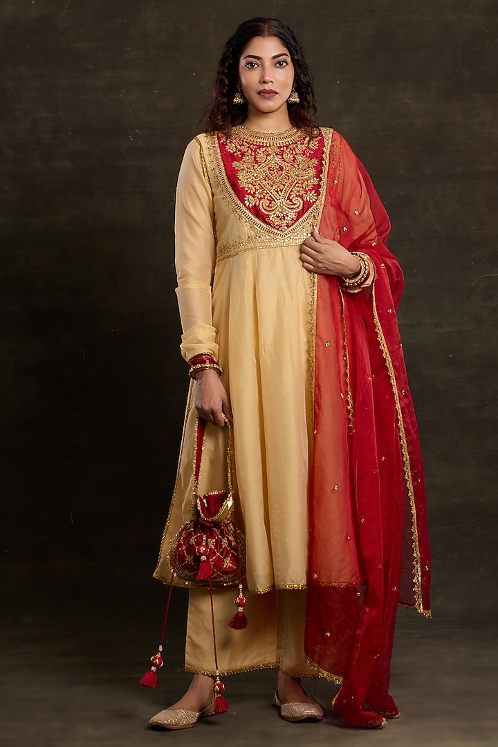 Beige Chanderi Sequins Embroidered Party Wear Anarkali Set by Saina kapoor at Pernia's Pop Up Shop