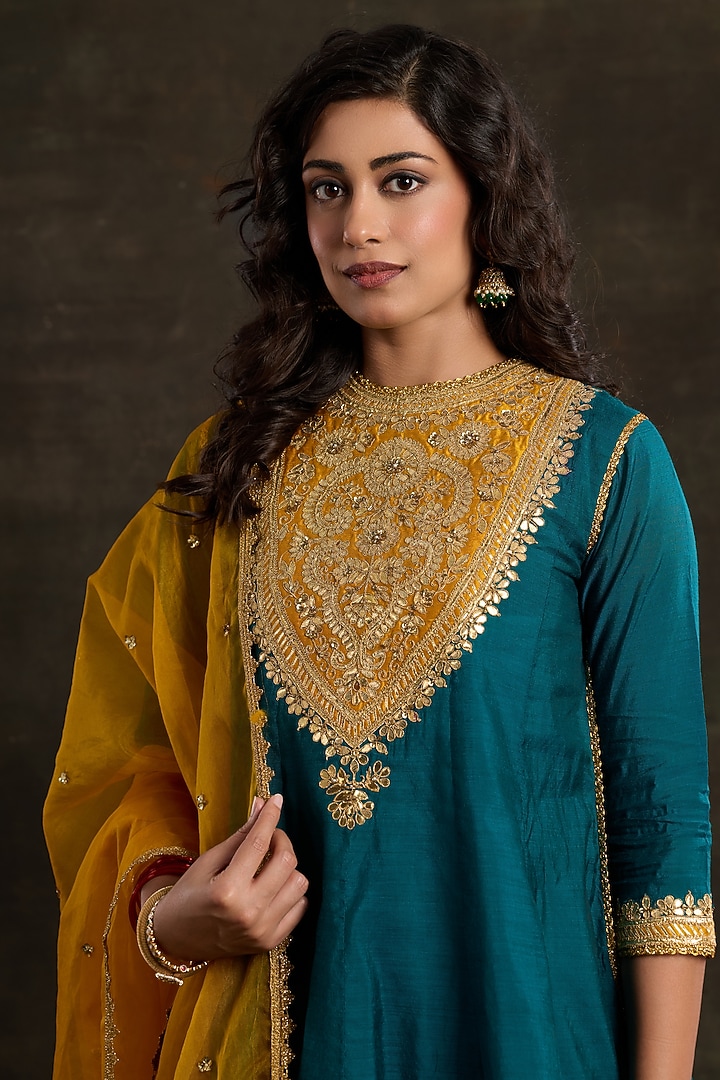Turquoise Chanderi Sequins Embroidered Party Wear Anarkali Set by Saina kapoor at Pernia's Pop Up Shop