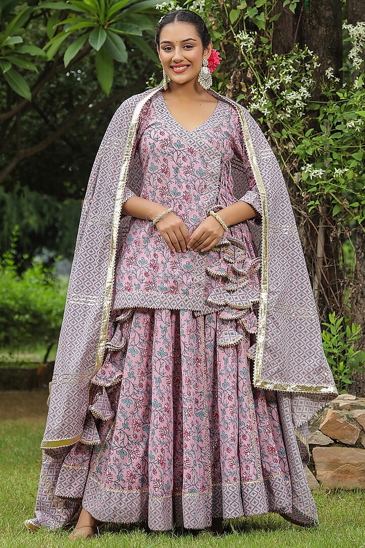 Blossom Pink Cambric Cotton Jaal Block Printed Lehenga Set by SAMAAYA JAIPUR at Pernia's Pop Up Shop