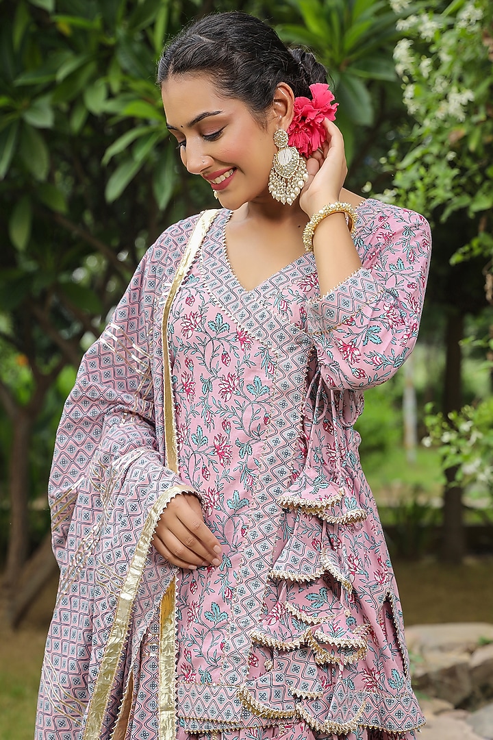 Blossom Pink Cambric Cotton Jaal Block Printed Lehenga Set by SAMAAYA JAIPUR at Pernia's Pop Up Shop