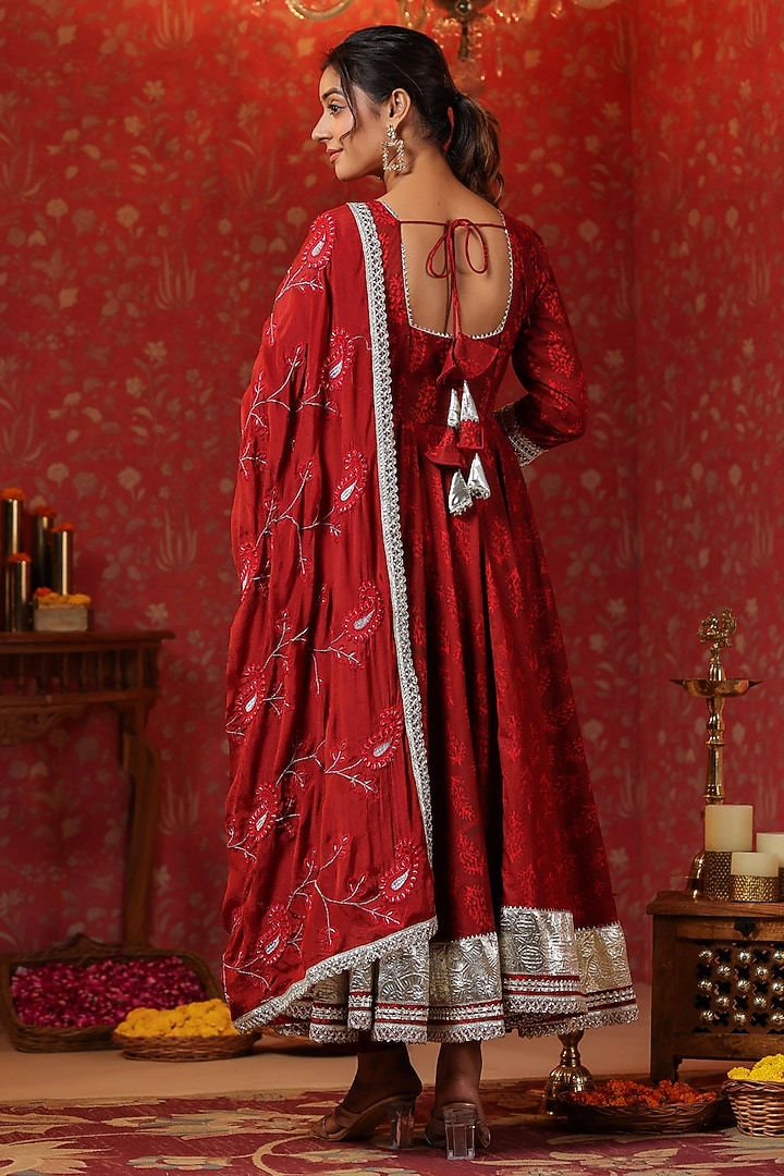Maroon Cotton Printed Anarkali Set by SAMAAYA JAIPUR at Pernia's Pop Up Shop