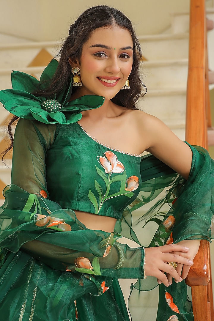 Green Organza Floral Hand Painted Lehenga Set by SAMAAYA JAIPUR at Pernia's Pop Up Shop