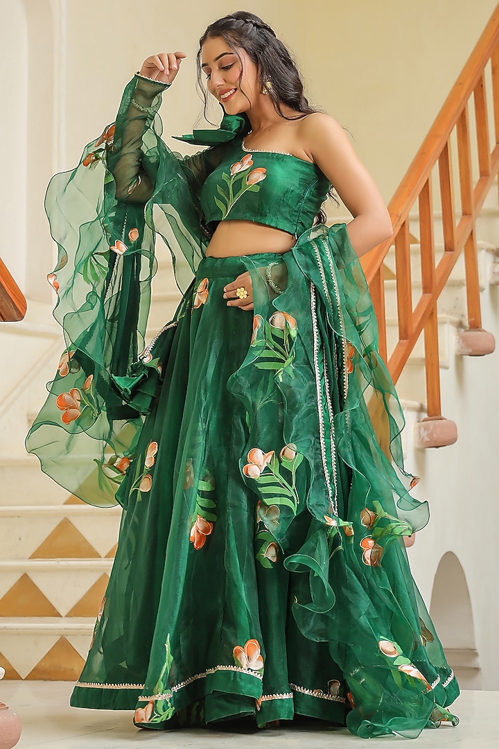 Green Organza Floral Hand Painted Lehenga Set by SAMAAYA JAIPUR at Pernia's Pop Up Shop
