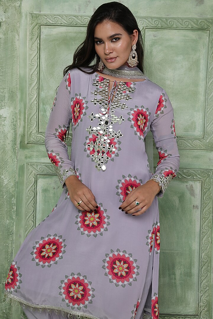Lilac Printed Kurta Set by Sajeda Lehry at Pernia's Pop Up Shop