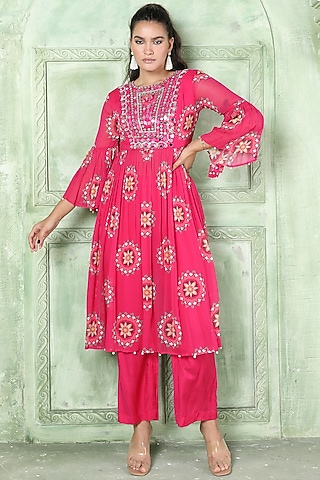 Pink Mirror Embroidered Kurta Set by Sajeda Lehry