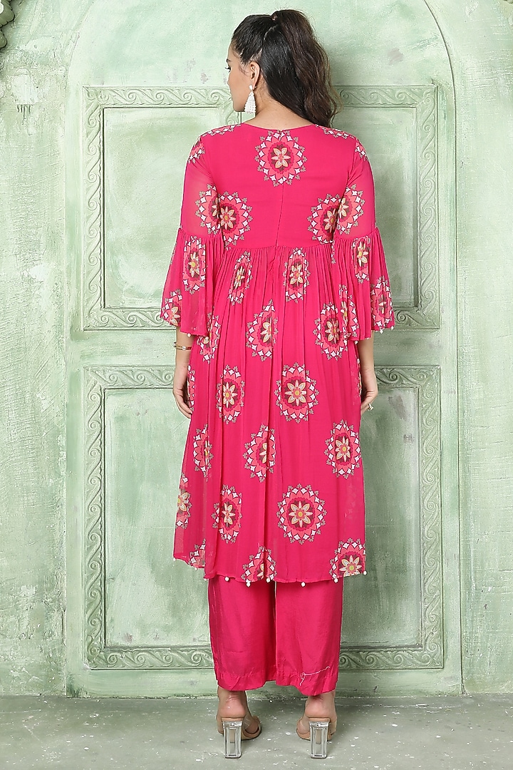 Pink Mirror Embroidered Kurta Set by Sajeda Lehry at Pernia's Pop Up Shop