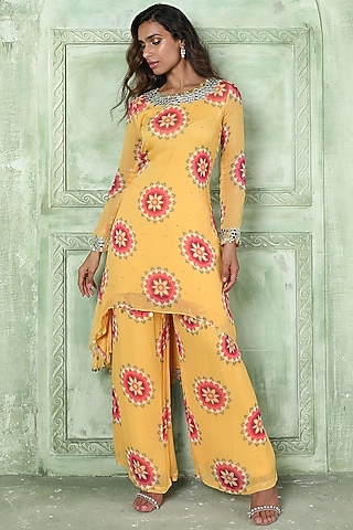 Yellow Printed Tunic Set by Sajeda Lehry