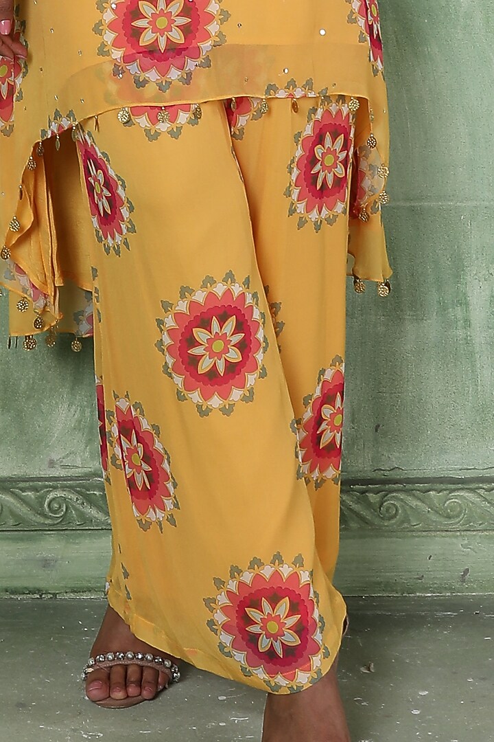 Yellow Printed Tunic Set by Sajeda Lehry at Pernia's Pop Up Shop