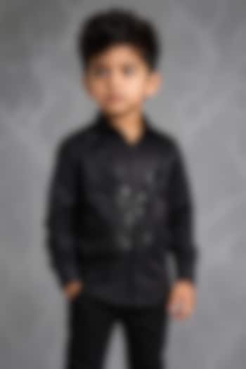 Black Lycra Cotton Hand Embroidered Shirt For Boys by Sanjana Reddy Kids at Pernia's Pop Up Shop