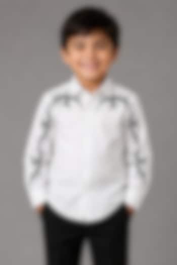 White Lycra Cotton Hand Embroidered Shirt For Boys by Sanjana Reddy Kids at Pernia's Pop Up Shop