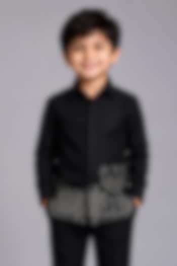 Black Lycra Cotton Hand Embroidered Shirt For Boys by Sanjana Reddy Kids at Pernia's Pop Up Shop