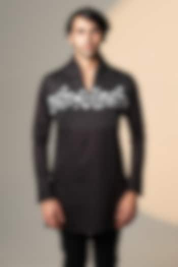 Black Stretchable Cotton Hand Embroidered Kurta by SANJANA REDDY MEN at Pernia's Pop Up Shop