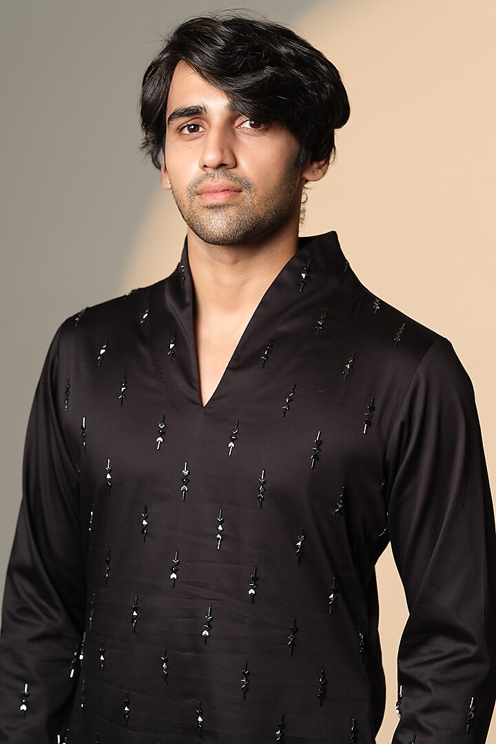 Black Stretchable Cotton Hand Embroidered Kurta by SANJANA REDDY MEN at Pernia's Pop Up Shop