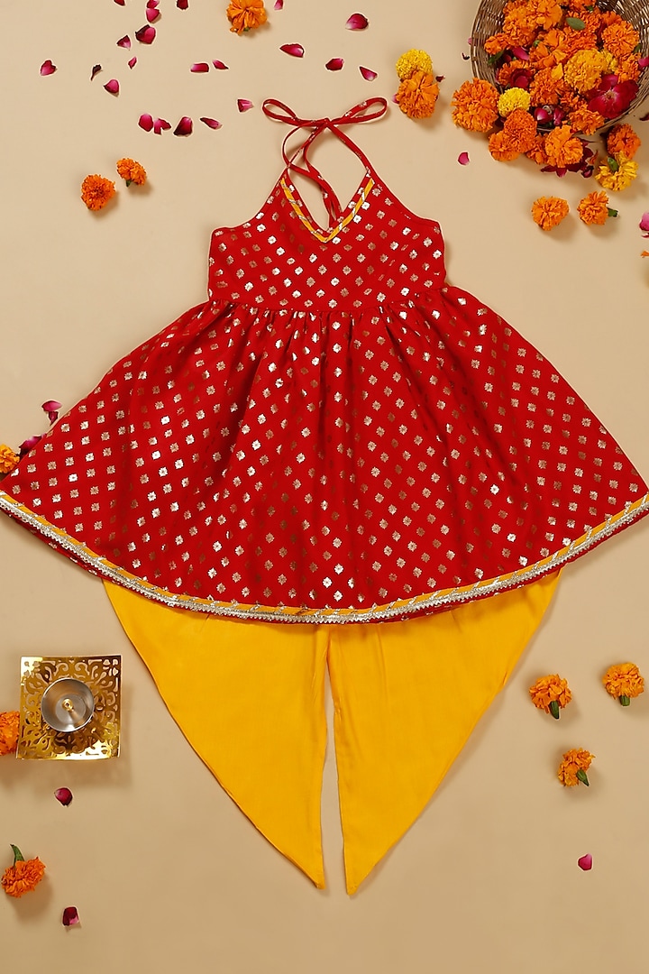 Yellow Taffeta Dhoti Set For Girls by Saka Designs at Pernia's Pop Up Shop