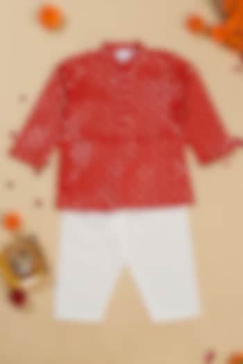 Red Cotton Blend Foil Printed Kurta Set For Boys by Saka Designs