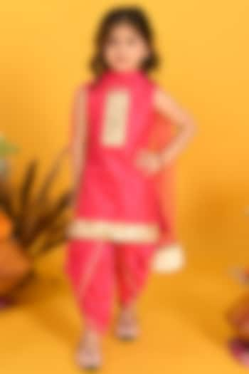 Pink Dupion Embroidered Kurta Set For Girls by Saka Designs at Pernia's Pop Up Shop