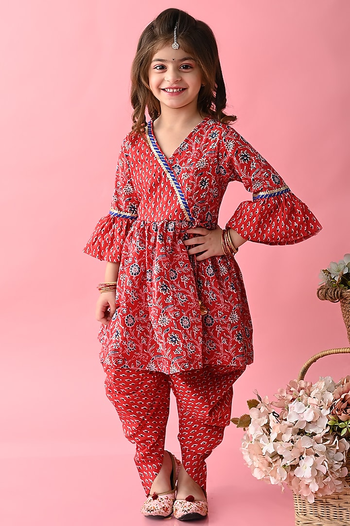 Red Cotton Bandhani Printed & Embroidered Kurta Set For Girls by Saka Designs